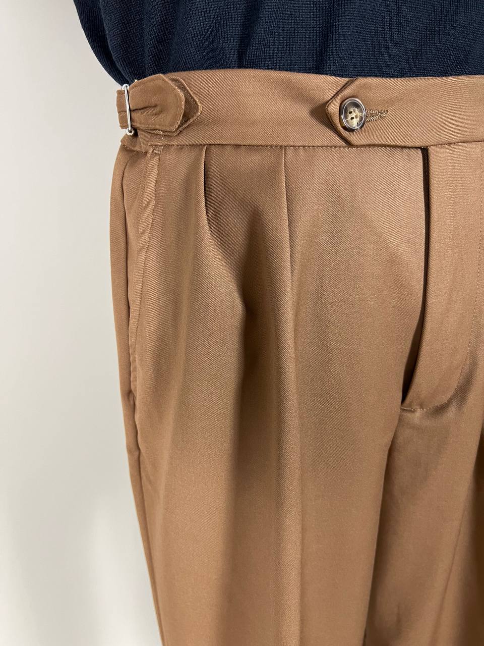 PANTALONI A VITA ALTA TABACCO